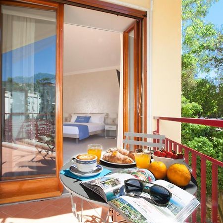 Torna A Surriento Suites Sorrento Exterior photo